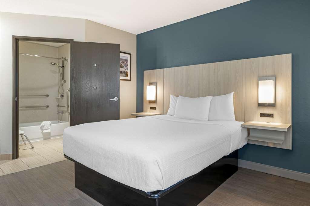 Best Western Plus Lafayette Hotel University Area Zimmer foto