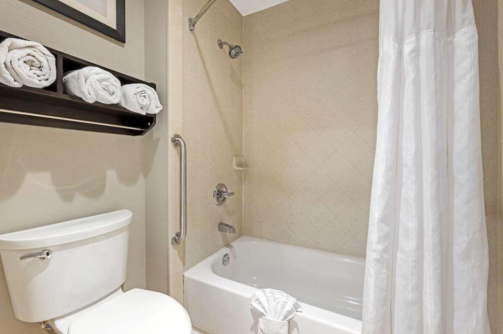 Best Western Plus Lafayette Hotel University Area Zimmer foto
